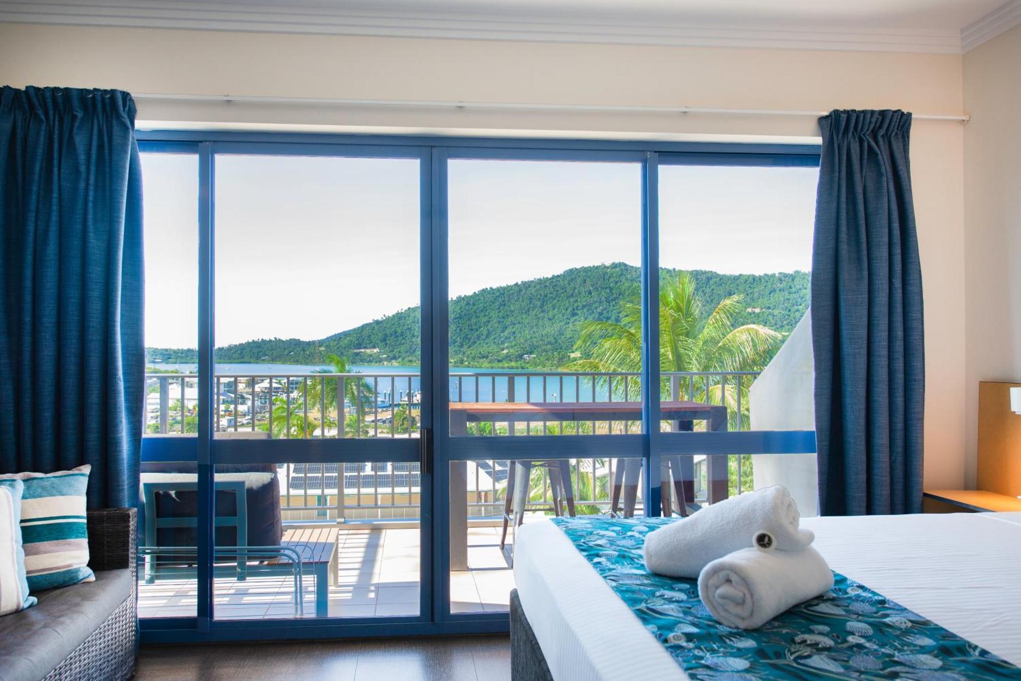 Coral Sea Vista Apartments Airlie Beach Exterior foto